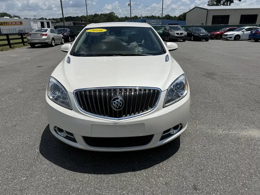 2016 Buick Verano Sport Touring's photo