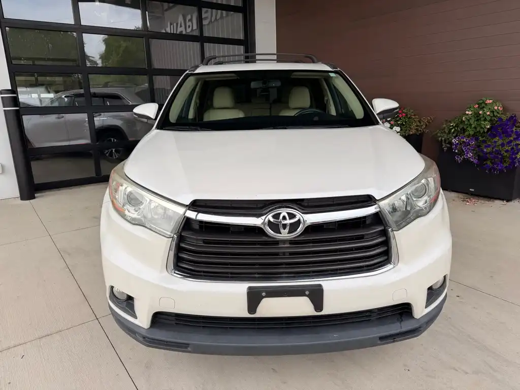 2016 Toyota Highlander XLE 4WD V6's photo