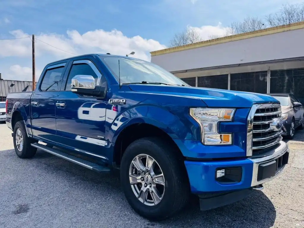 2017 Ford F-150 XLT 4x4 SuperCrew 5-1/2 Box's photo