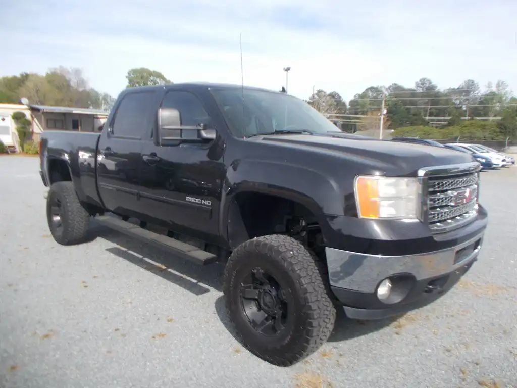 2012 GMC Sierra 4WD Crew Cab 6.5ft SLT's photo