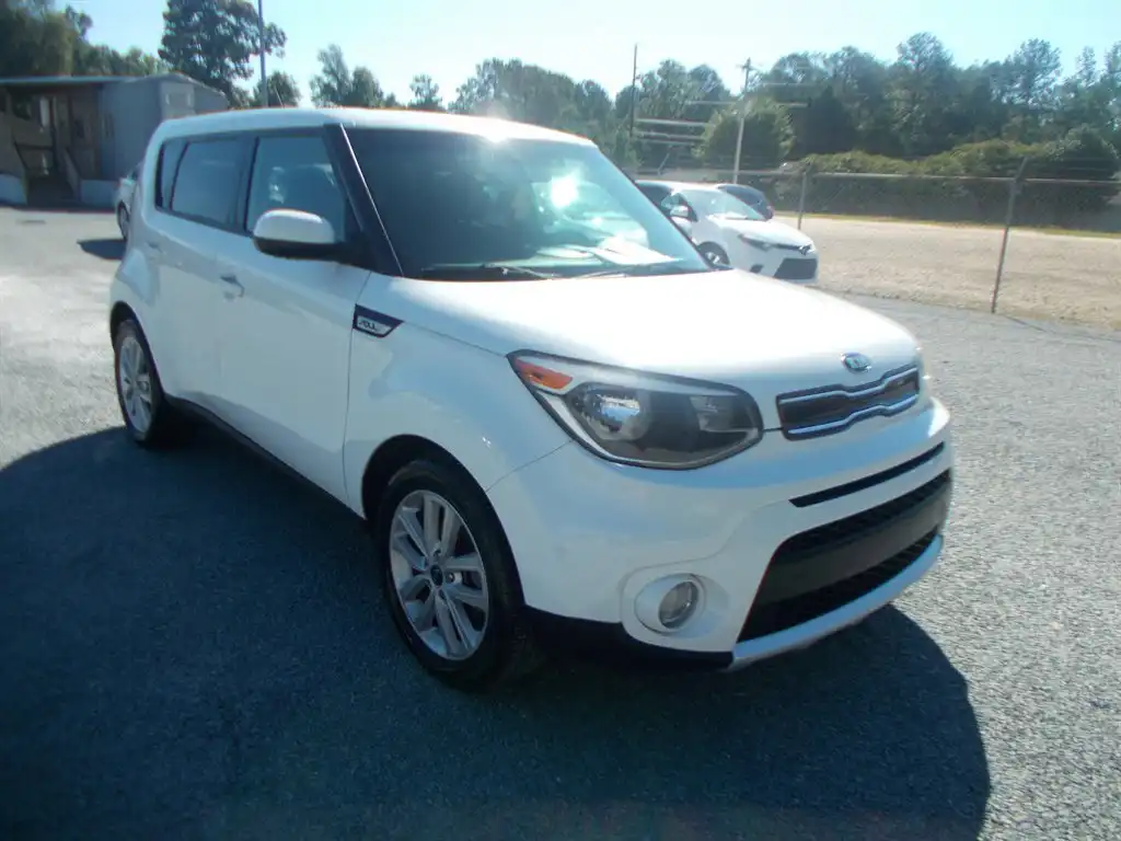 2017 Kia Soul 2.0 6AT Plus's photo