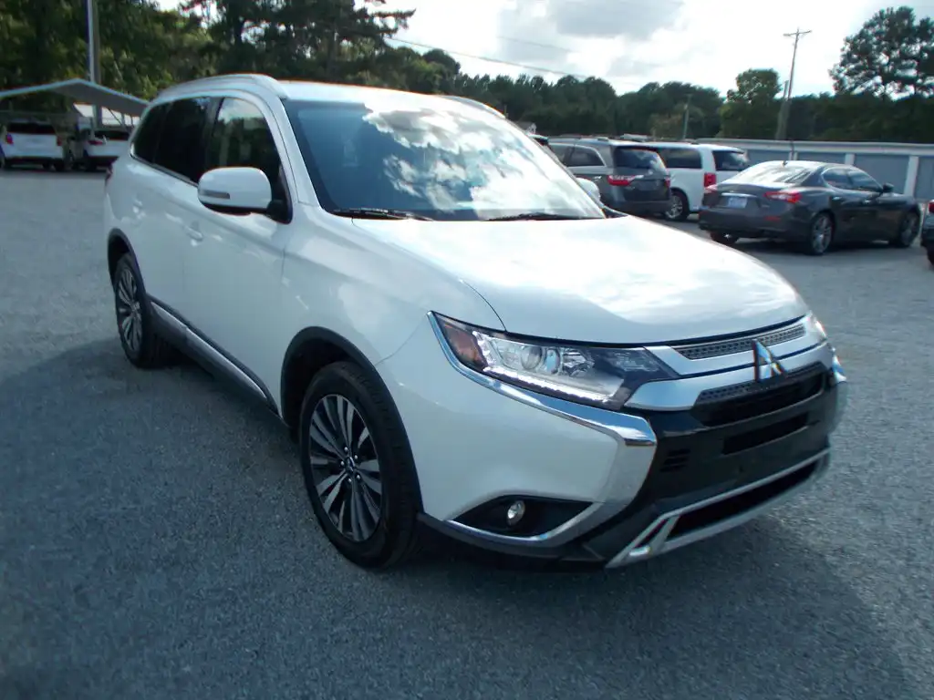 2020 Mitsubishi Outlander SEL S-AWC's photo