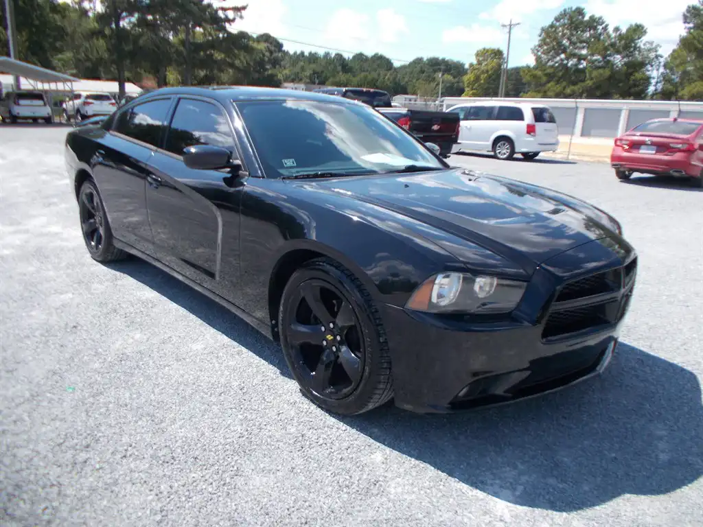 2013 Dodge Charger SXT's photo