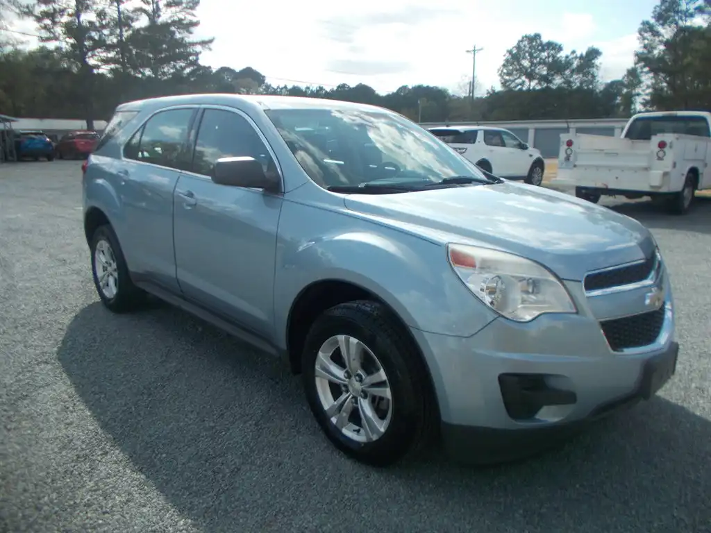 2015 Chevrolet Equinox LS's photo