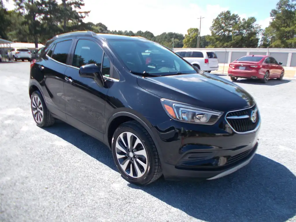 2021 Buick Encore Preferred's photo