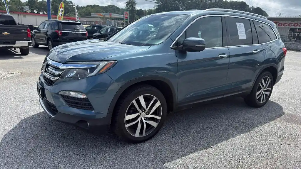 2018 Honda Pilot 4WD Elite's photo