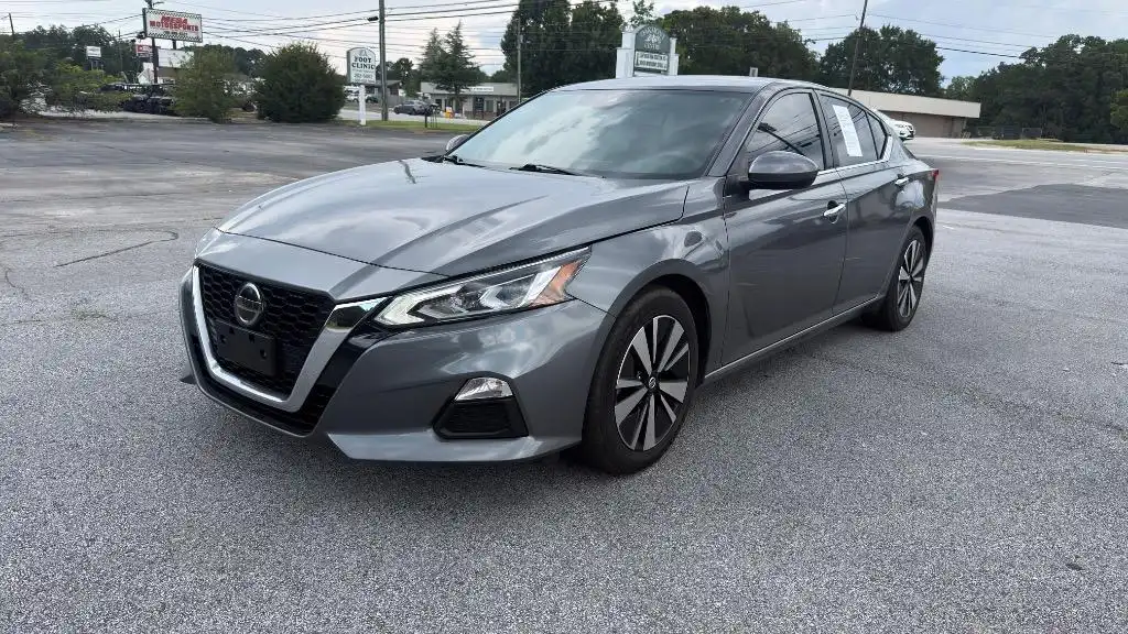 2022 Nissan Altima 2.5 SV's photo