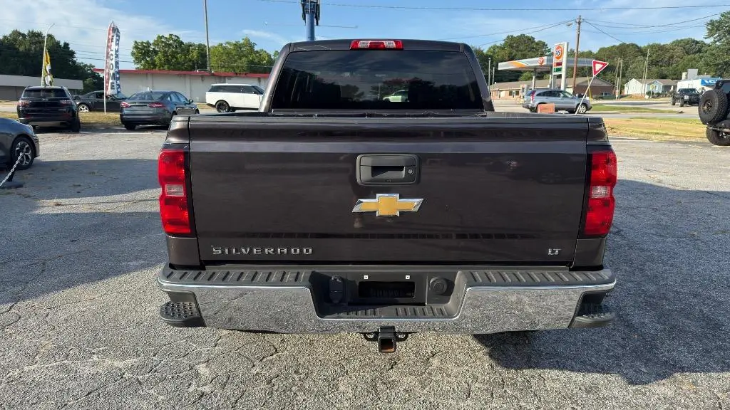 2015 Chevrolet Silverado 1500 LT 4X4 Crew Cab Short Box photo 4