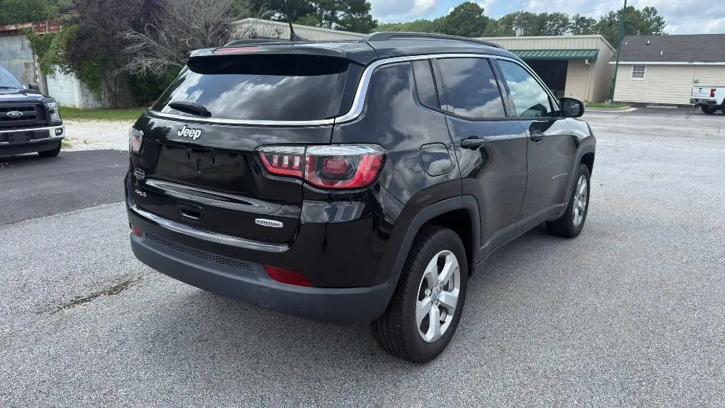 2019 Jeep Compass Latitude 4X4 photo 5