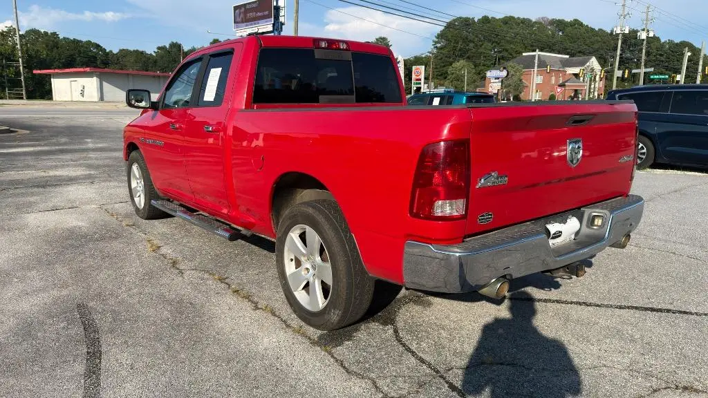 2011 RAM 1500 SLT 4WD Quad Cab photo 3