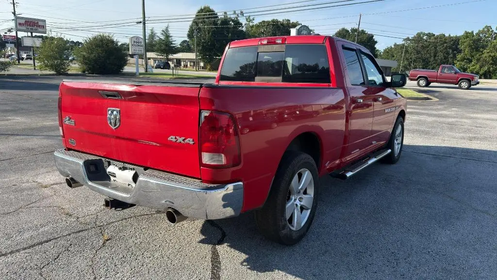 2011 RAM 1500 SLT 4WD Quad Cab photo 5