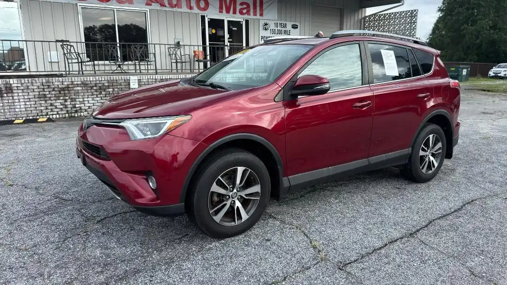 2018 Toyota RAV4 XLE AWD's photo
