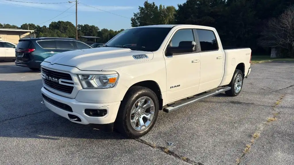 2020 RAM 1500 Big Horn/Lone Star 4x4 Crew Cab 6'4's photo