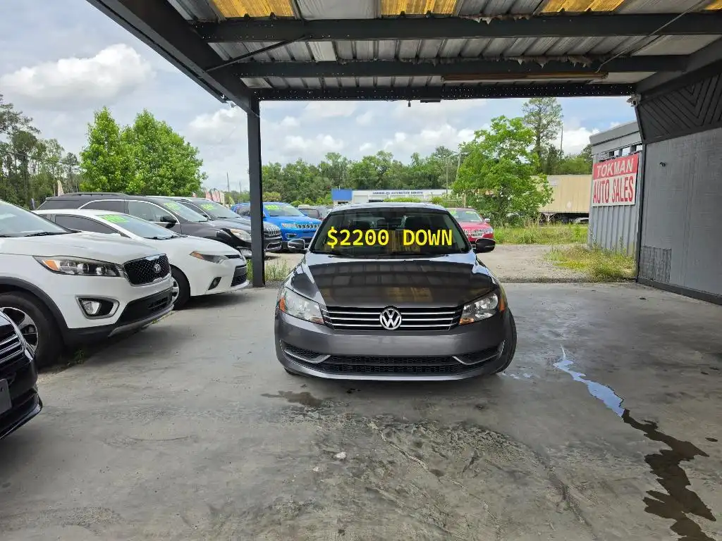 2013 Volkswagen Passat 2.5L SE Auto's photo