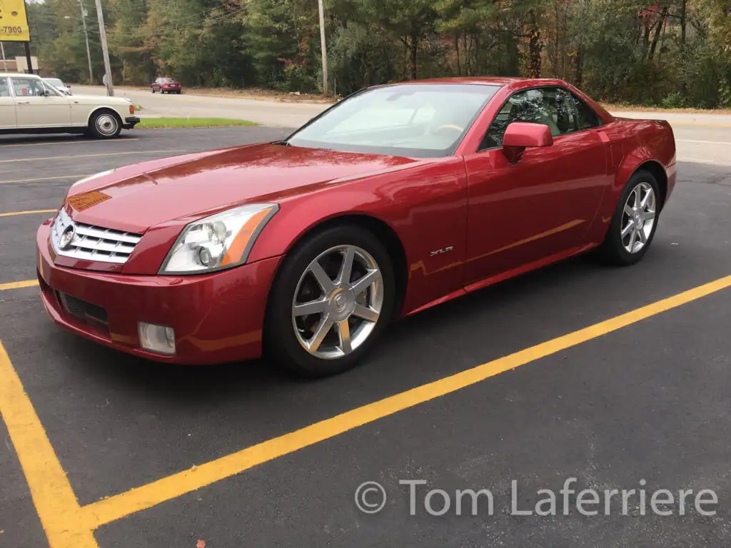 2005 Cadillac XLR V8 Roadster's photo
