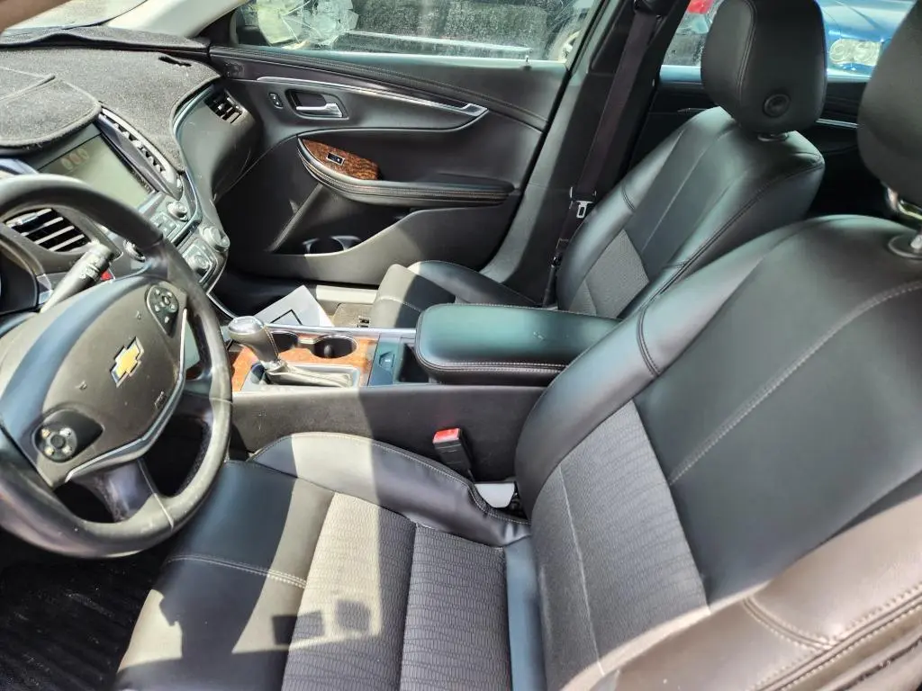 2015 Chevrolet Impala 1LT photo 4