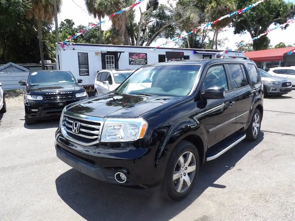 2013 Honda Pilot Touring 4WD w/ NAVI and RES's photo