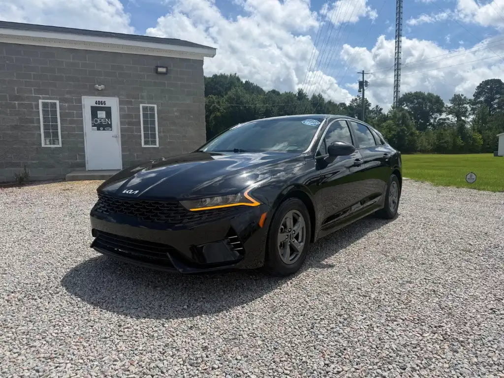 2022 Kia Optima LXS FWD's photo