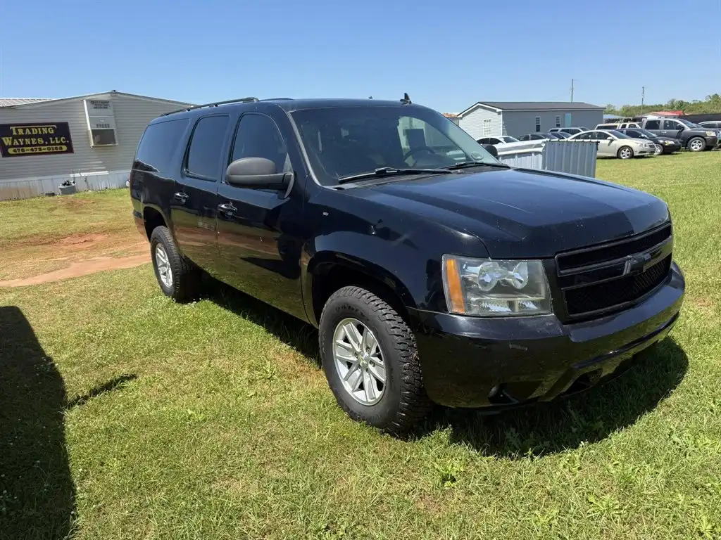 2008 Chevrolet Suburban 2WD 1500 w/1LS's photo