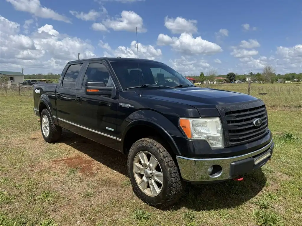 2013 Ford F-150 XL 4x4 SuperCrew 145-in's photo