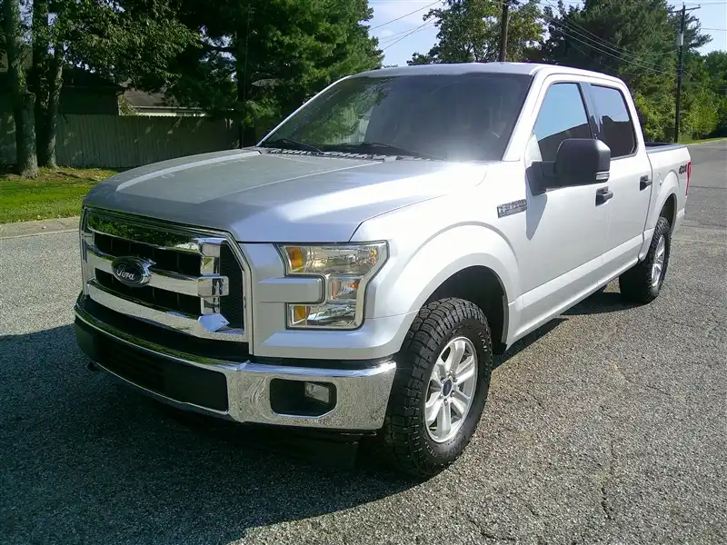 2017 Ford F-150 XLT 4x4 SuperCrew 5-1/2 Box's photo