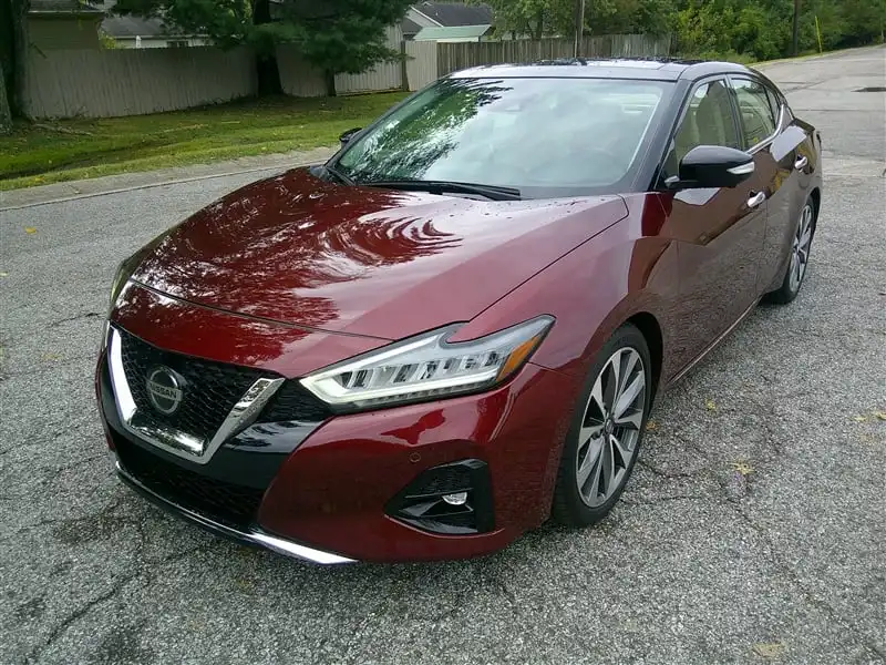 2019 Nissan Maxima Platinum's photo