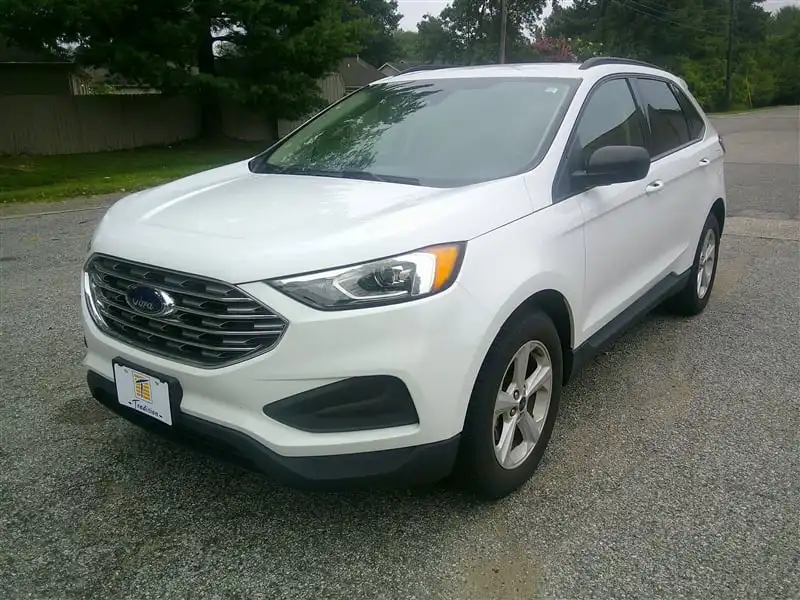 2020 Ford Edge SE's photo