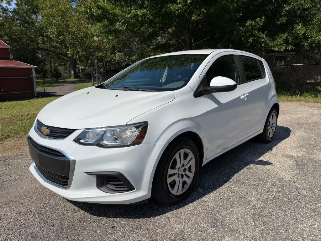 2019 Chevrolet Sonic 1FL Auto Fleet 5dr's photo