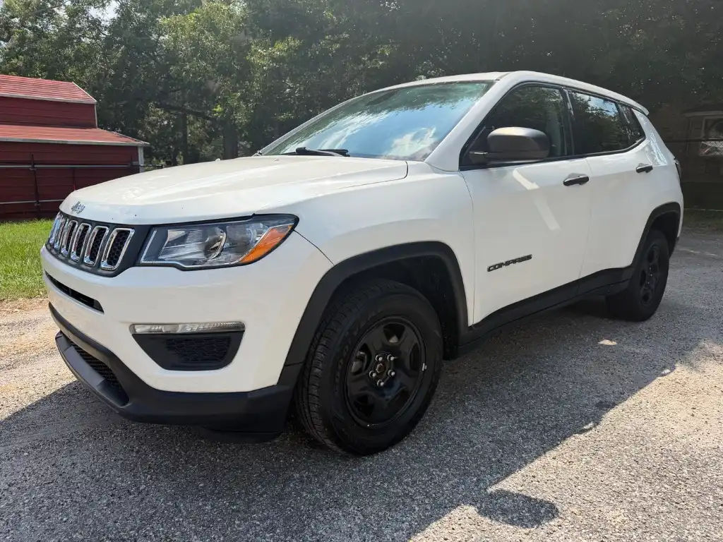 2018 Jeep Compass Sport's photo
