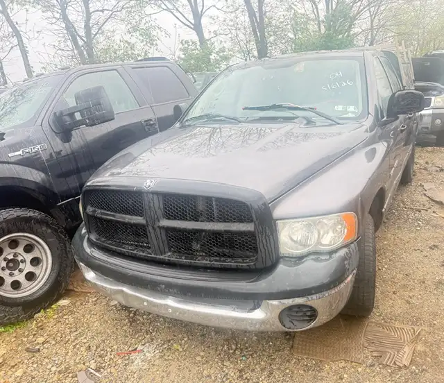 2004 Dodge Ram 1500 ST Quad Cab SWB's photo