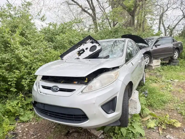 2013 Ford Fiesta SE Hatch's photo