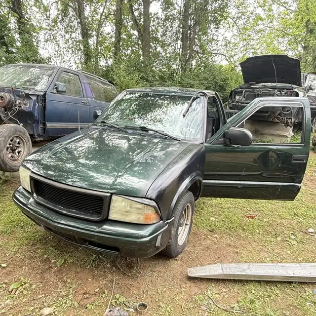 2003 GMC Sonoma's photo