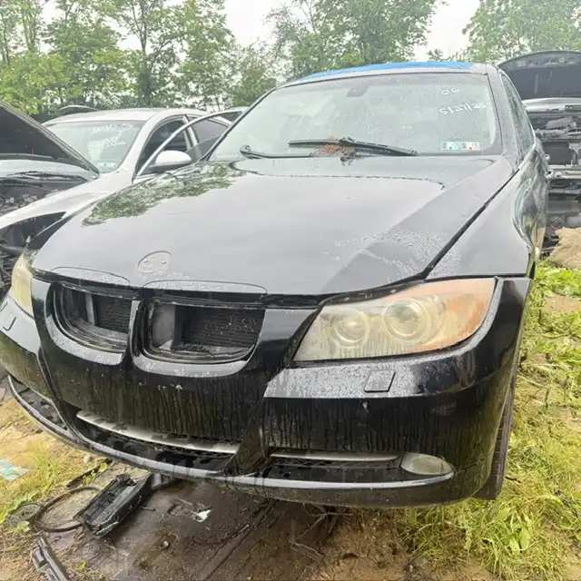 2006 BMW 3 Series 330xi's photo