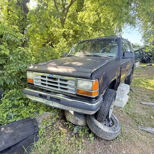 1992 Ford Explorer's photo