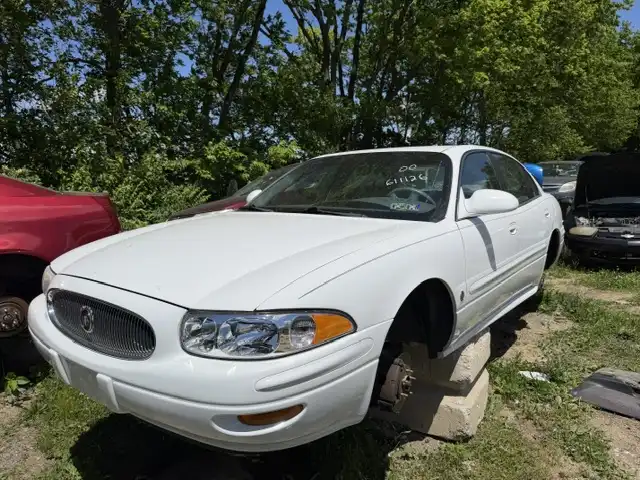 2000 Buick LeSabre Custom's photo