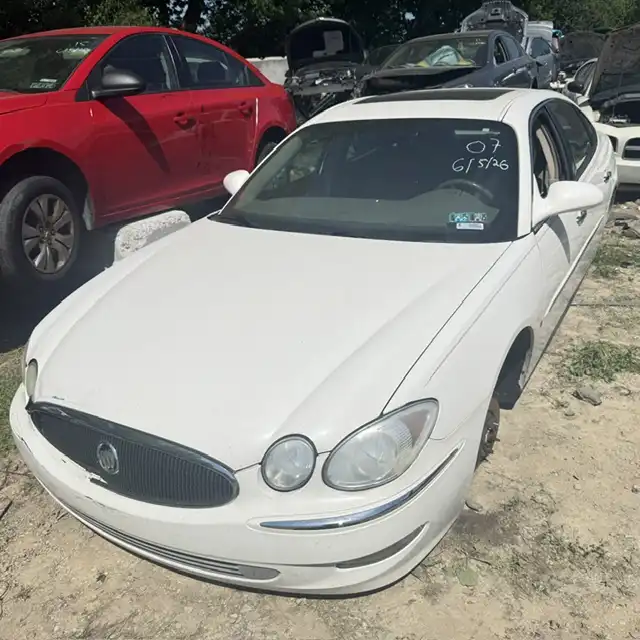 2007 Buick LaCrosse CX's photo