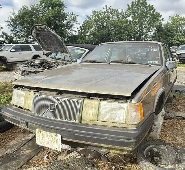 1994 Volvo 940 Series undefined photo 1