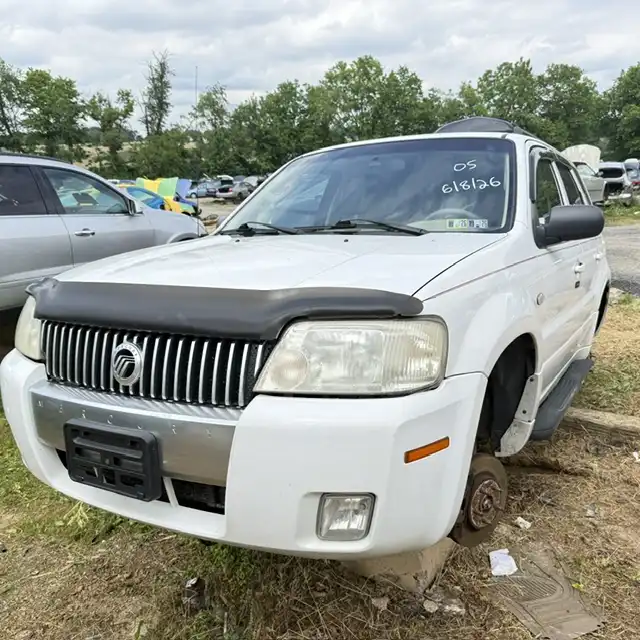 2005 Mercury Mariner Premier 4WD's photo