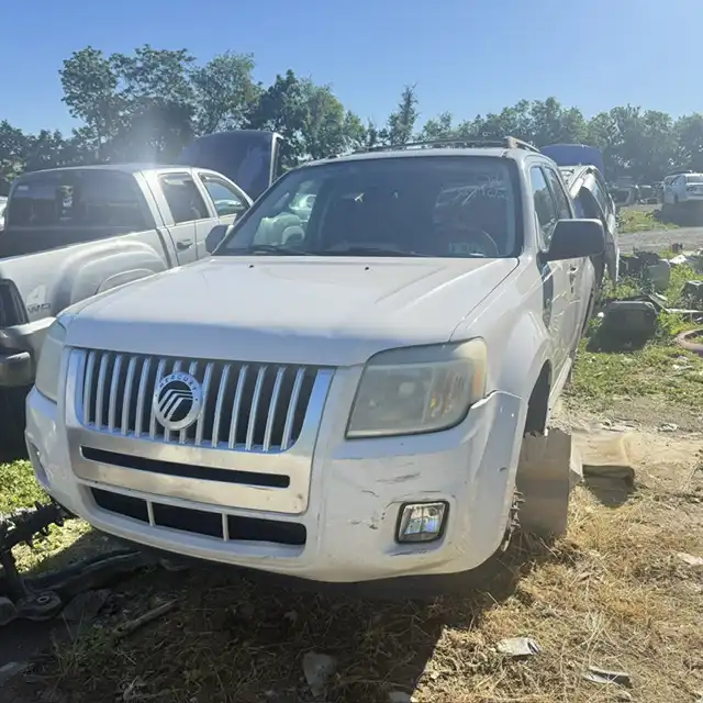 2009 Mercury Mariner I4 FWD's photo