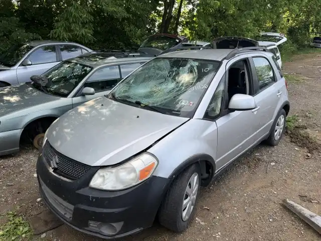 2010 Suzuki sx4-crossover AWD Technology AT's photo