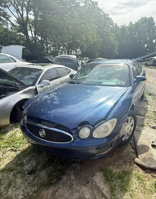 2005 Buick LaCrosse CX's photo