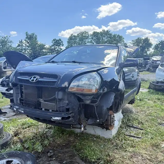 2005 Hyundai Tucson GLS 2.7L 4AT 4WD's photo