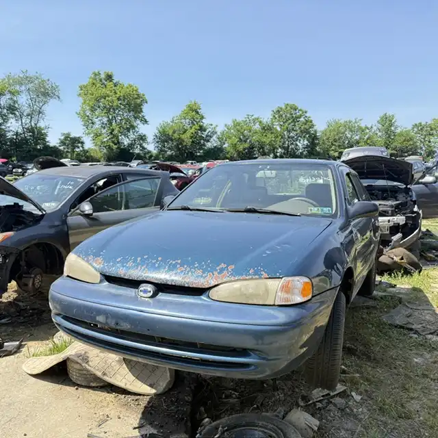 1999 Chevrolet Prizm Base's photo