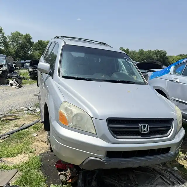 2004 Honda Pilot EX Leather's photo