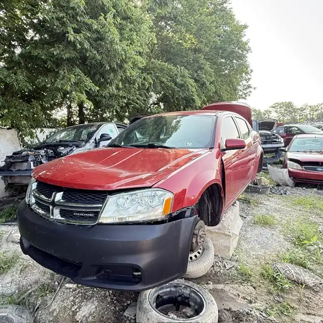 2011 Dodge Avenger Mainstreet's photo