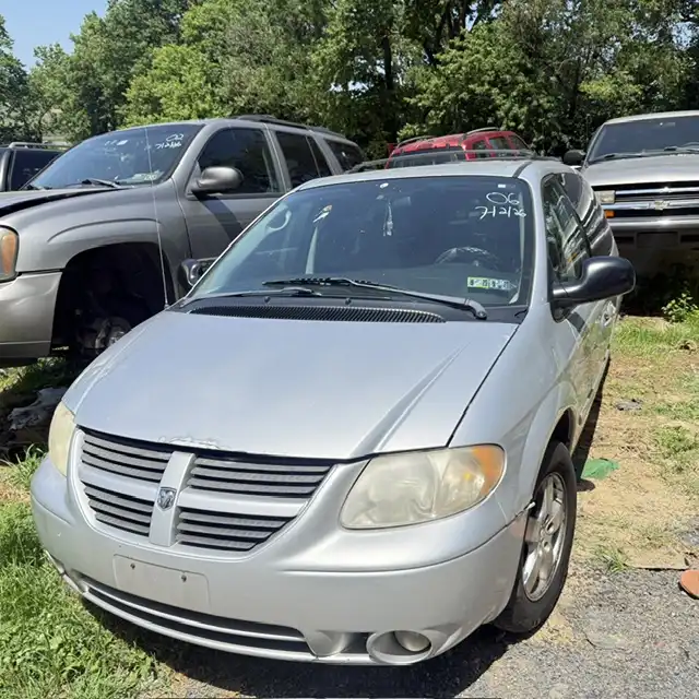 2006 Dodge Grand Caravan SXT's photo