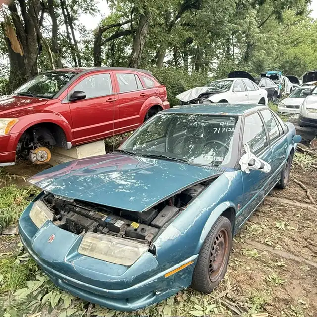 1994 Saturn S-Series's photo