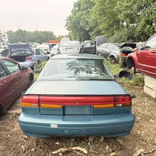 1994 Saturn S-Series undefined photo 3