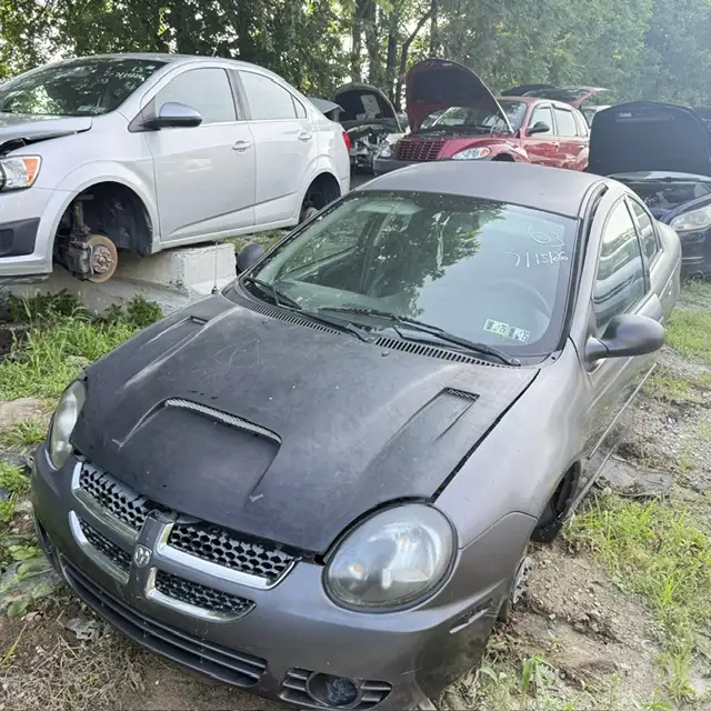 2003 Dodge Neon SXT's photo