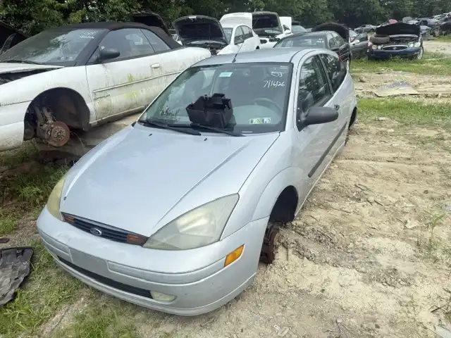 2003 Ford Focus ZX3 PZEV (CA, MA, NY)'s photo